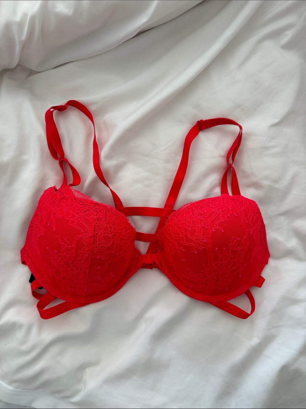 Victoria's Secret Red Lace Strappy Push-Up Bra